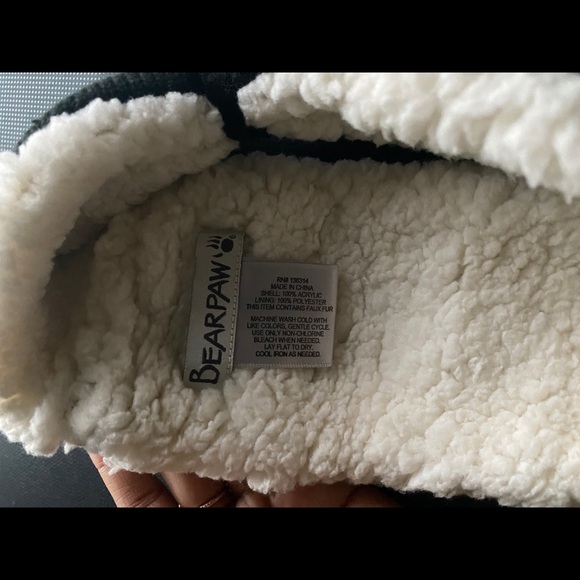 Bearpaw Sherpa-lined headband - Picture 3 of 4